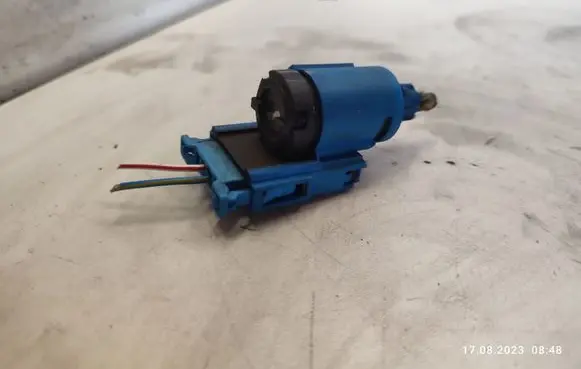 Clutch pedal sensor
