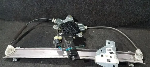 Hyundai Getz Sliding door window regulator with motor