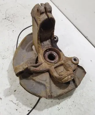 Volvo V70 Front wheel hub spindle knuckle