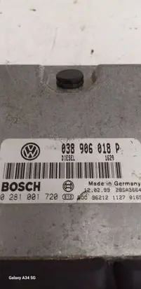 Audi A4 S4 B5 8D Engine control unit/module 038906018P 0281001720