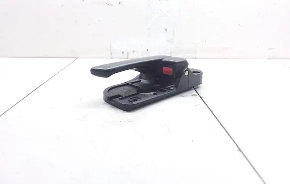 KIA Carens II Front door interior handle 82613UN000