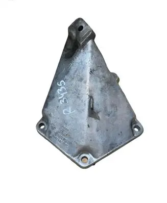 Audi A6 S6 C5 4B Engine mounting bracket 4B0199307C
