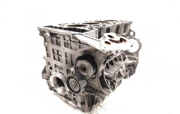 BMW 1 E82 E88 Engine block N43B20A