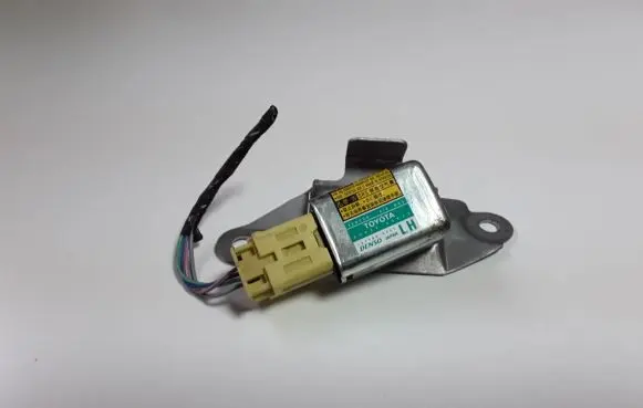 Toyota Land Cruiser (J120) Airbag deployment crash/impact sensor 8983060020