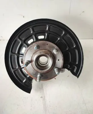 Chevrolet Camaro Rear wheel bearing hub 84755513