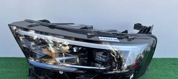 Opel Mokka B Headlight/headlamp 9834016880