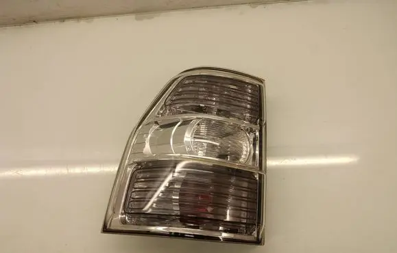 Mitsubishi Pajero Rear/tail lights 22087872