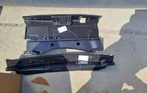 Skoda Octavia Mk3 (5E) Seat belt trim 5eg813301c