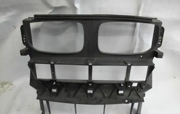 BMW X5M E70 Radiator support slam panel 7205933