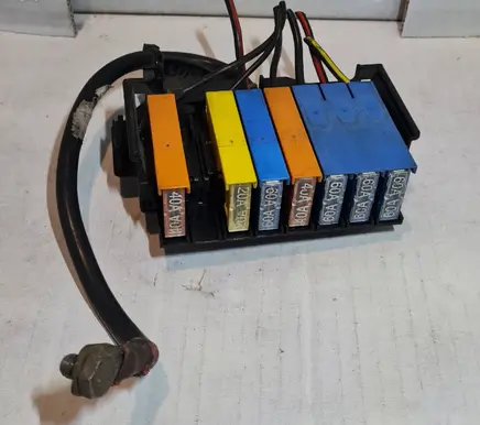 Opel Zafira A Fuse box set 9685661