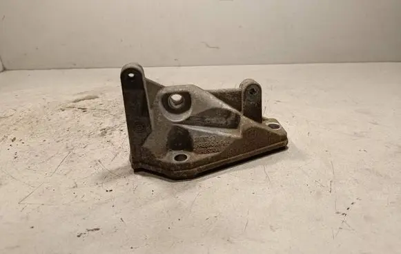 BMW X5 E70 Fuel pump bracket 7805421