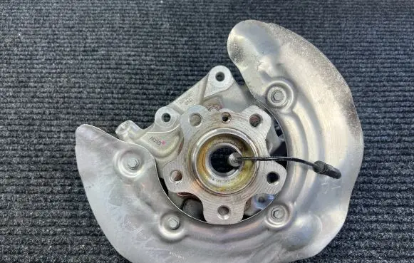 BMW X3 G01 Rear wheel hub 6870532