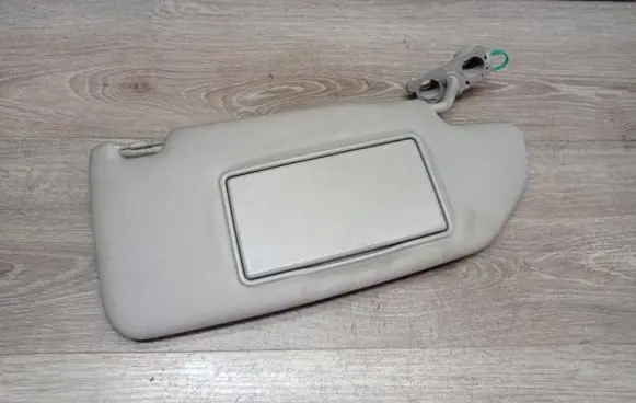 Volvo S60 Sun visor