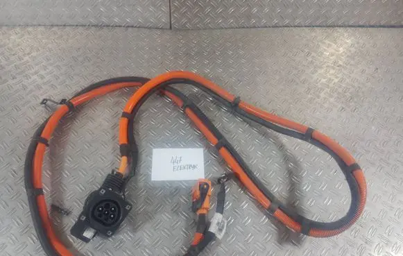 Mercedes-Benz EQV 447 Electric car charging cable A0003911901 A4475409253