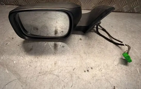 Volvo XC90 Front door electric wing mirror E11015799 025799