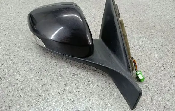 Volvo S80 Front door electric wing mirror