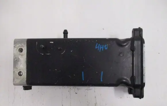 Audi A3 S3 A3 Sportback 8P Front door coupe exterior handle/bracket 4H0805129B