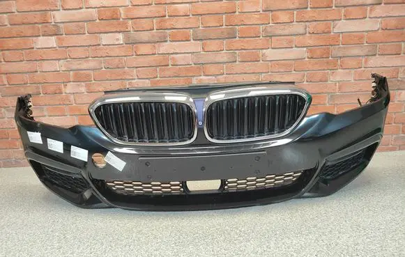 BMW 5 G30 G31 Front bumper 8069072