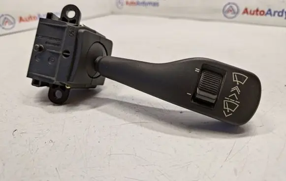 BMW 5 E39 Wiper control stalk 8363664 61318363664