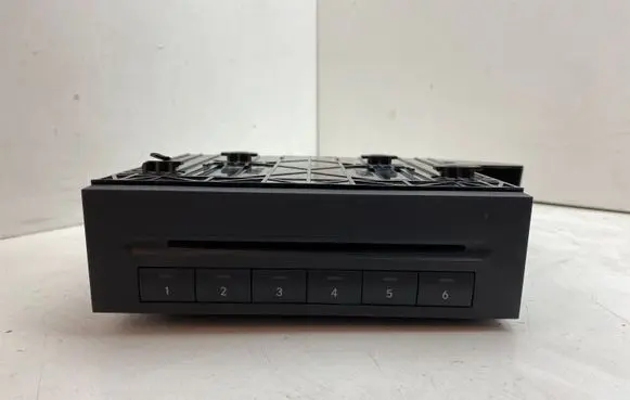 Mercedes-Benz SLK R171 CD/DVD changer A2118706189
