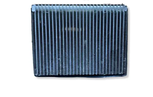 Volvo V70 Air conditioning (A/C) radiator (interior) 9171713
