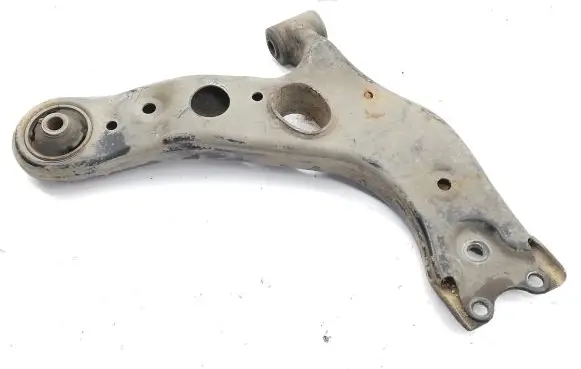 Toyota RAV 4 (XA30) Front lower control arm/wishbone