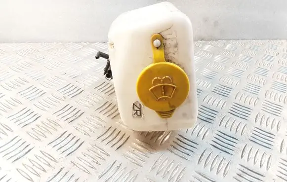 Opel Tigra B Windshield washer fluid reservoir/tank 090586631