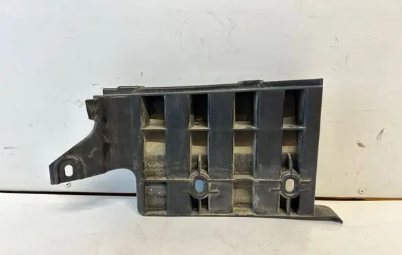 Audi A6 S6 C6 4F Rear bumper mounting bracket 4F5807897B