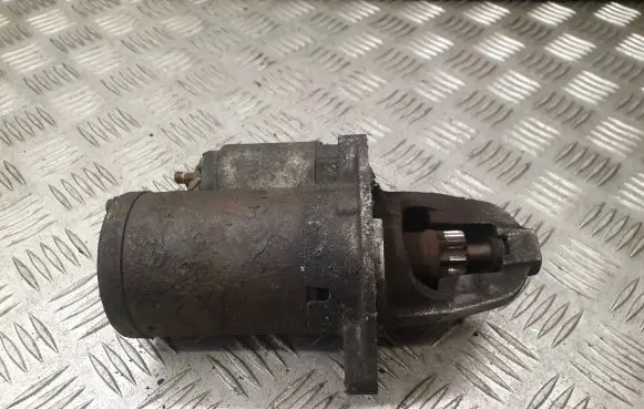 Mitsubishi Colt Starter motor MR994922