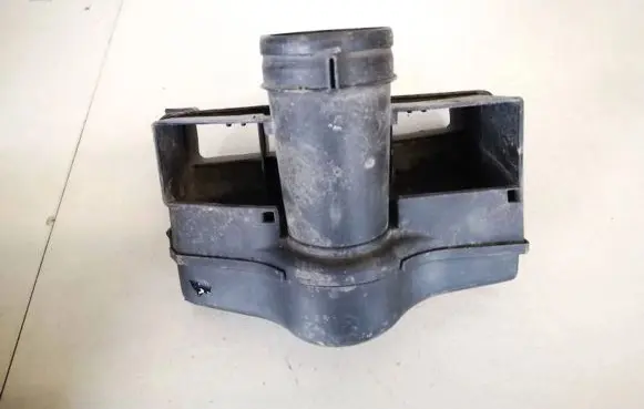 Audi A3 S3 8P Air intake duct part 1k0805971c