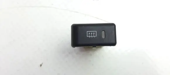 Land Rover Discovery Windscreen/window heater switch AMR3750 M7546
