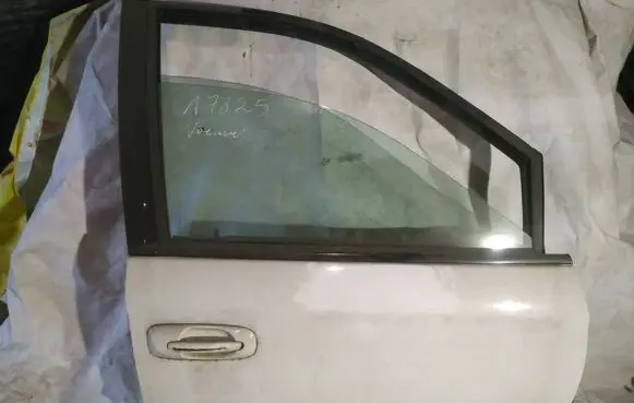 Chrysler Voyager Front door baltos
