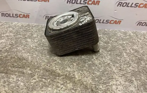 Engine oil radiator
