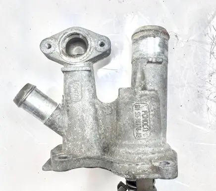 Ford Fusion II Thermostat/thermostat housing BM5G9K478AB