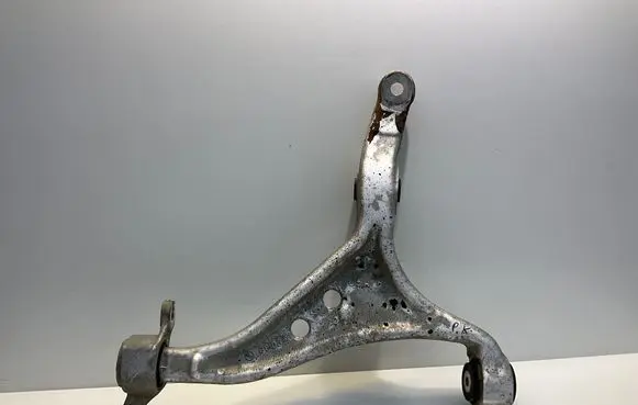 Mercedes-Benz ML W166 Front lower control arm/wishbone 16603