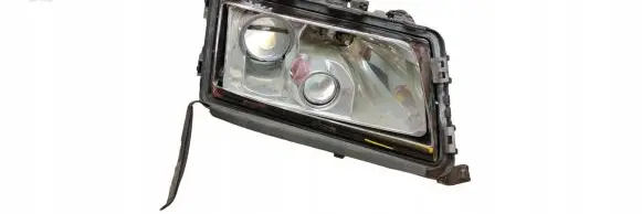 Audi A8 S8 D2 4D Headlight/headlamp