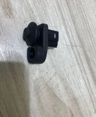 Nissan Juke II F16 Front door sensor 
