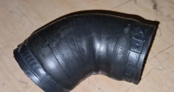 Volvo V70 Intercooler hose/pipe 9161880