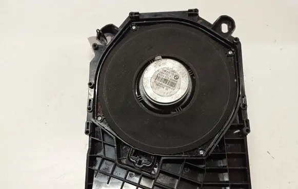 BMW 1 E81 E87 Subwoofer speaker 6513914398601 430407860051
