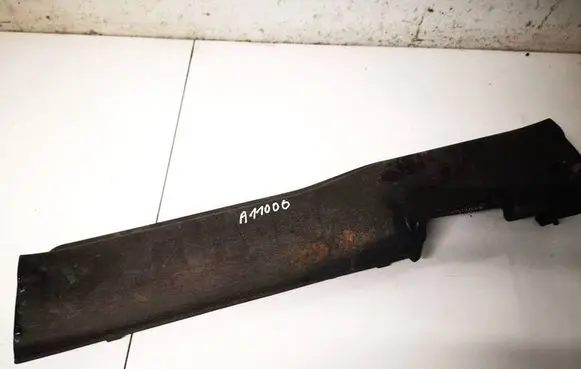 Suzuki Grand Vitara II Front sill trim cover 7613065J0