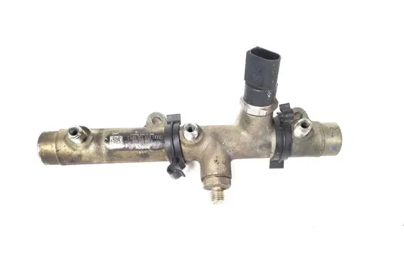 Audi A8 S8 D3 4E Fuel main line pipe 059130089D