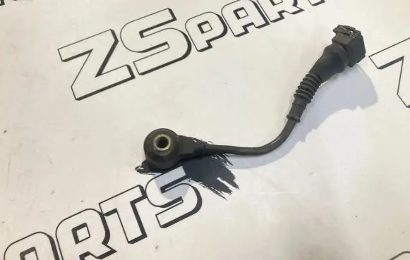 BMW 5 E34 Detonation knock sensor 1730029