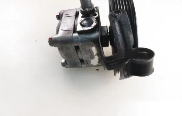 Volvo S80 Power steering pump