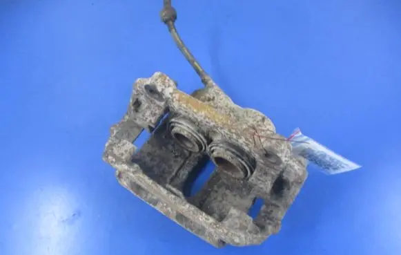 Opel Vivaro Front brake caliper