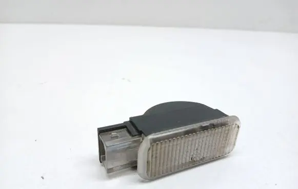 Volkswagen PASSAT B5.5 Other interior light 3B0947415B