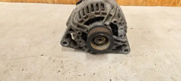 Opel Corsa D Generator/alternator 13222930