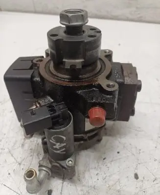 Skoda Octavia Mk2 (1Z) Fuel injection high pressure pump 03L130755E01