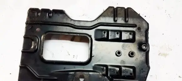 Mercedes-Benz C AMG W204 Battery box tray A2046280218 076A