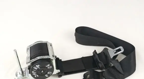 Opel Zafira B Front seatbelt 560834801 13178666 13132394