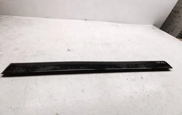 Audi A6 S6 C4 4A Front door trim (molding) 4a0853951a